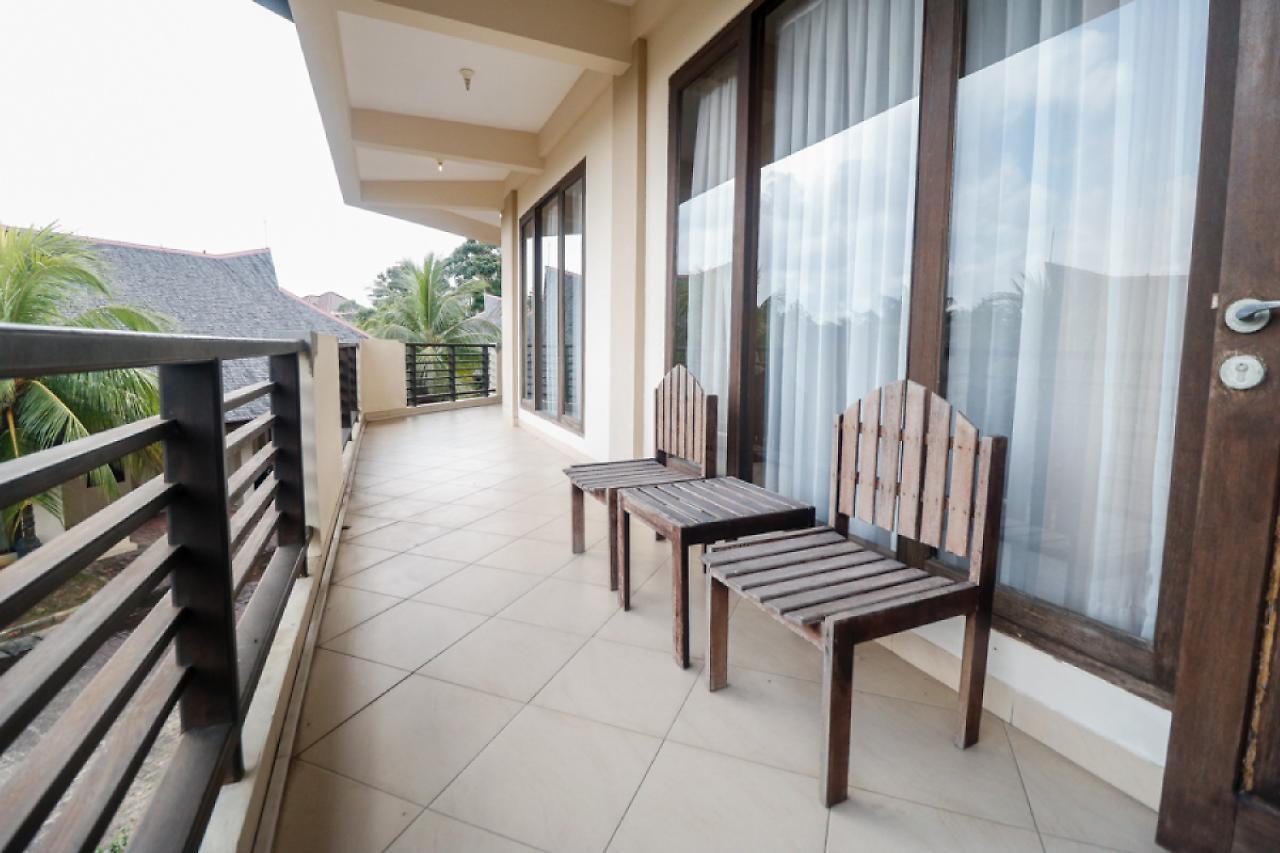 Hotel Reddoorz Premium @ Bukit Damai Indah Balikpapan  Esterno foto