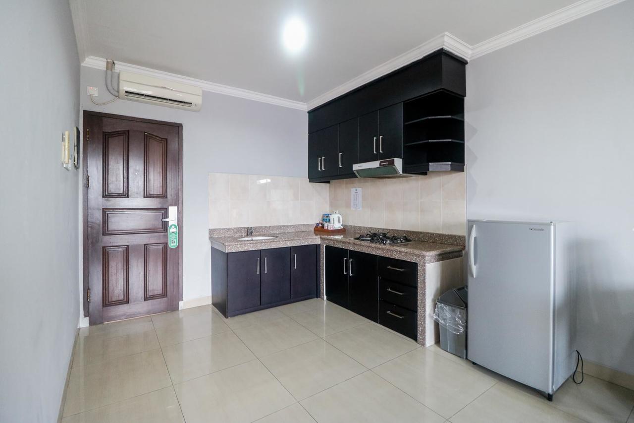 Hotel Reddoorz Premium @ Bukit Damai Indah Balikpapan  Esterno foto